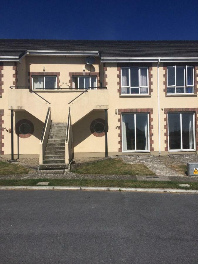 Kilkee Bay Apartments Bagian luar foto